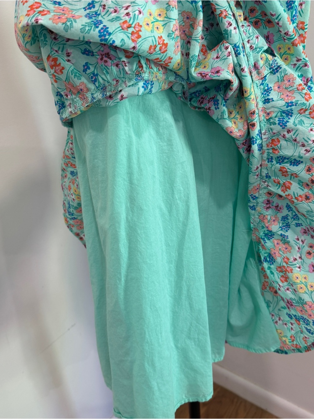 J.Crew Printed Smocked Ruffleneck Midi Dress size 4 - Picture 5 of 10